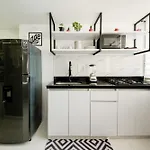 Alojamiento con Vista Y Salida al Mar